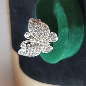 NWOT Butterfly Stretch Ring